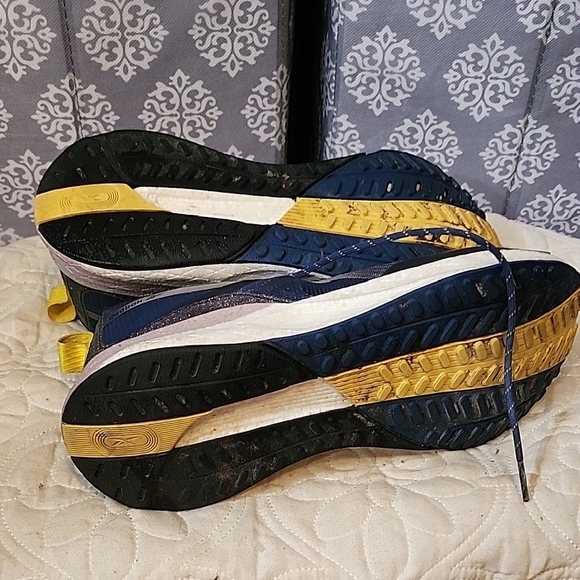 Reebok SE National Geographic Navy and Yellow Trail Running Shoes - Picture 7 of 8